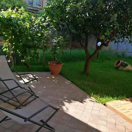 בית נופש Dimora Damare Caronia Marina