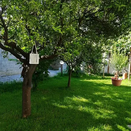 בית נופש Dimora Damare Caronia Marina