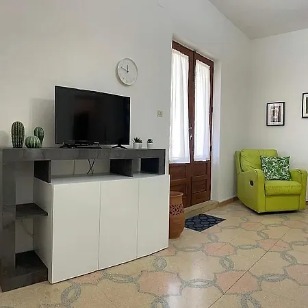 Dimora Damare בית נופש *